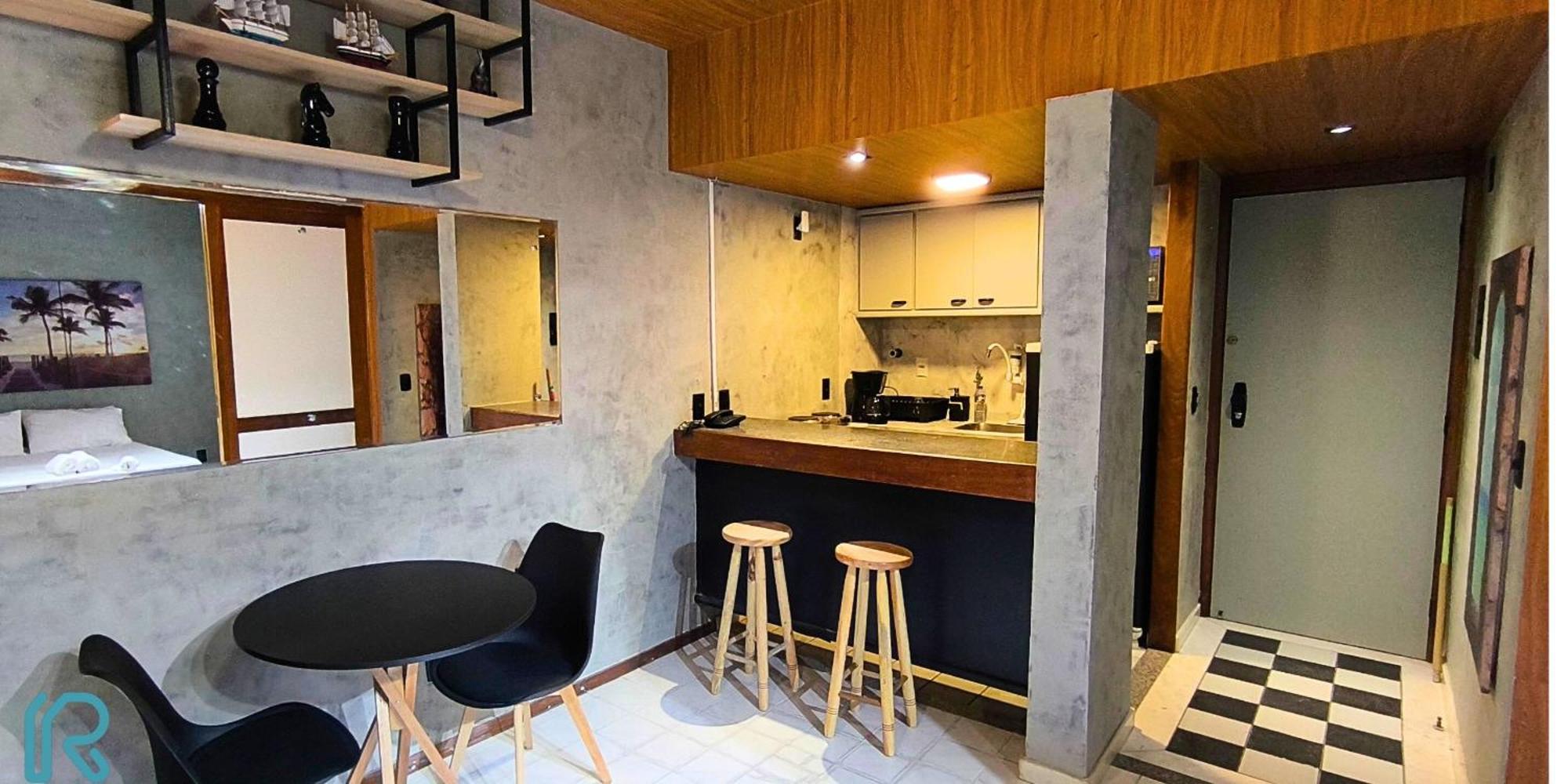 Flat Completo Com Cozinha No Da Pituba, Wifi, Ar, Netflix, Edf Frente Mar, Piscina Apartment *