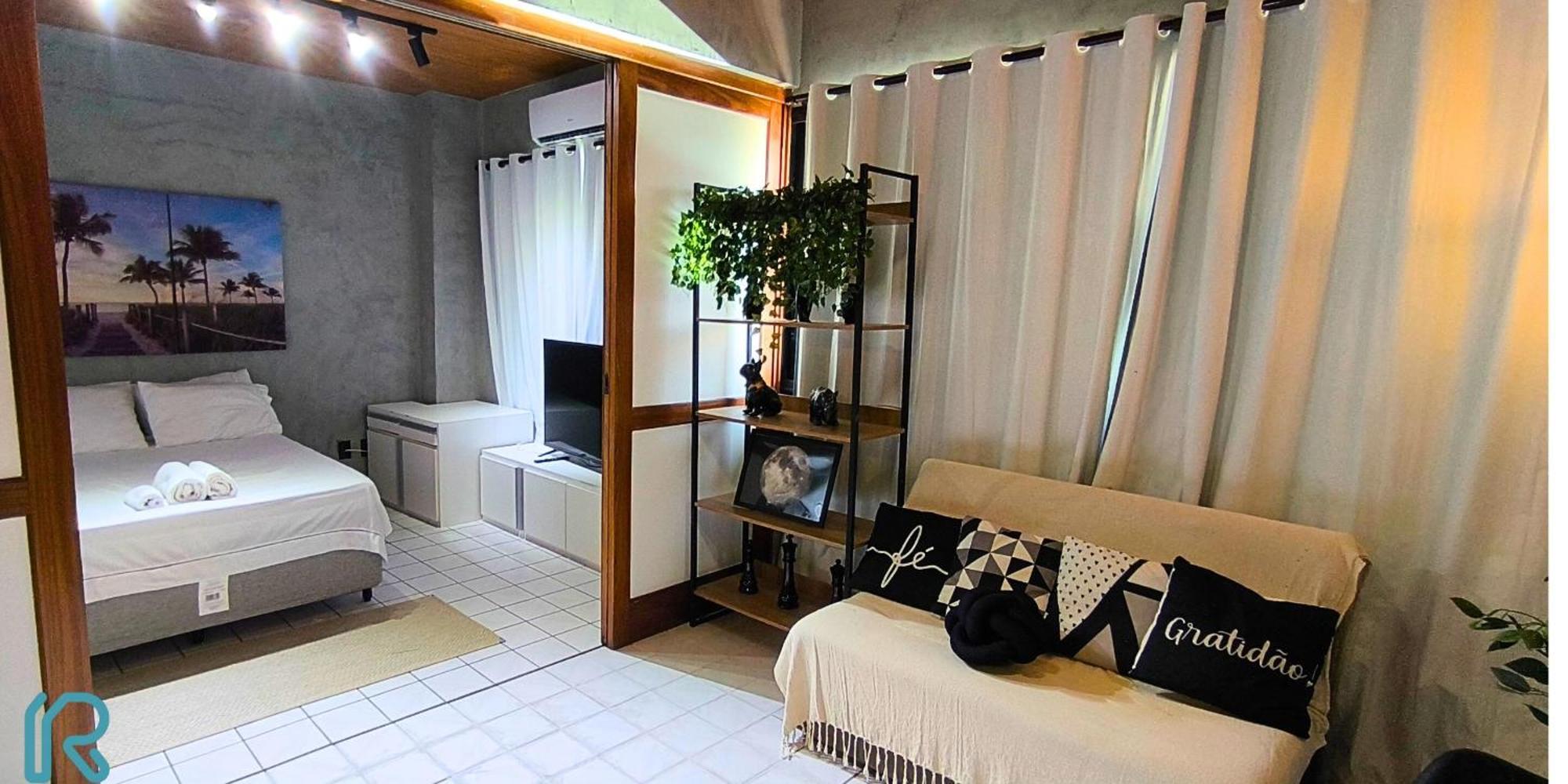 Flat Completo Com Cozinha No Da Pituba, Wifi, Ar, Netflix, Edf Frente Mar, Piscina *