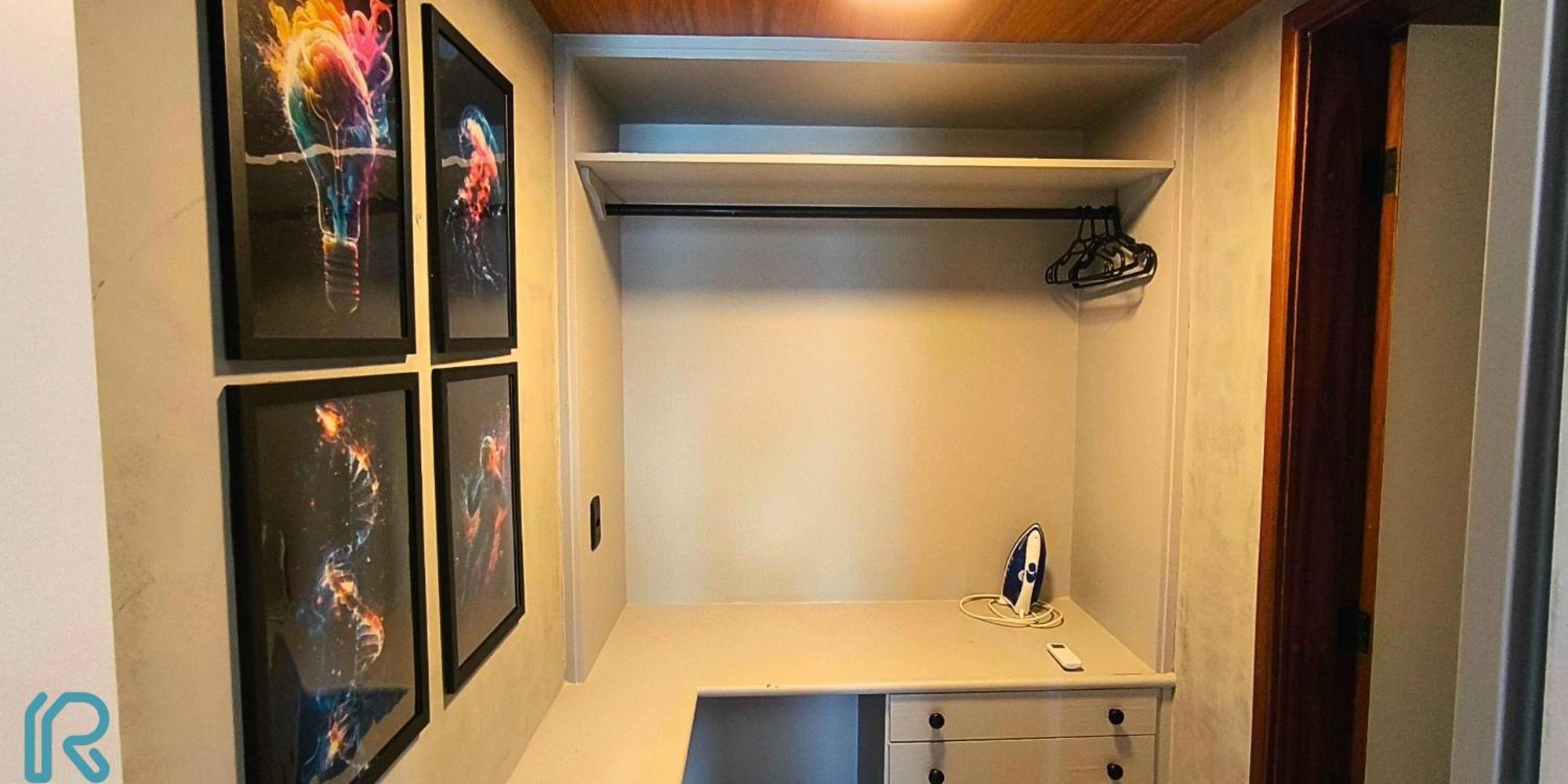 Flat Completo Com Cozinha No Da Pituba, Wifi, Ar, Netflix, Edf Frente Mar, Piscina * Salvador