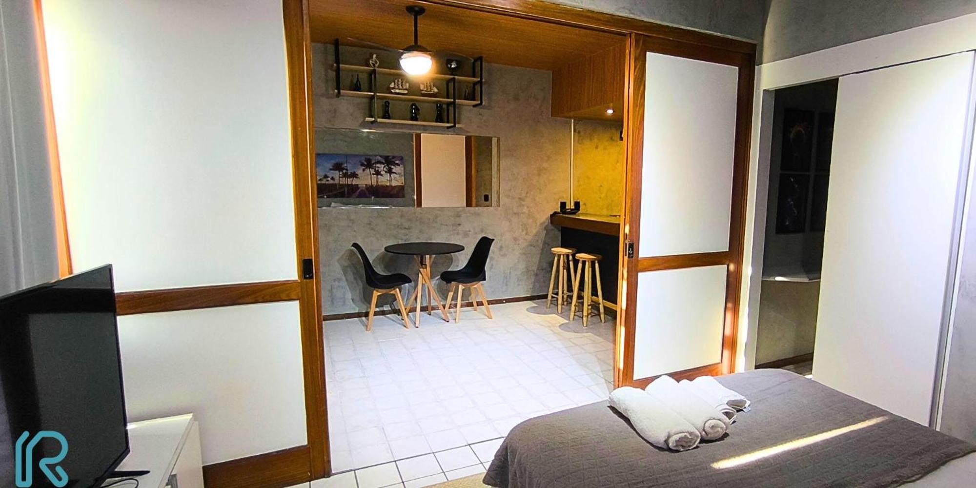 Apartment Flat Completo Com Cozinha No Da Pituba, Wifi, Ar, Netflix, Edf Frente Mar, Piscina *